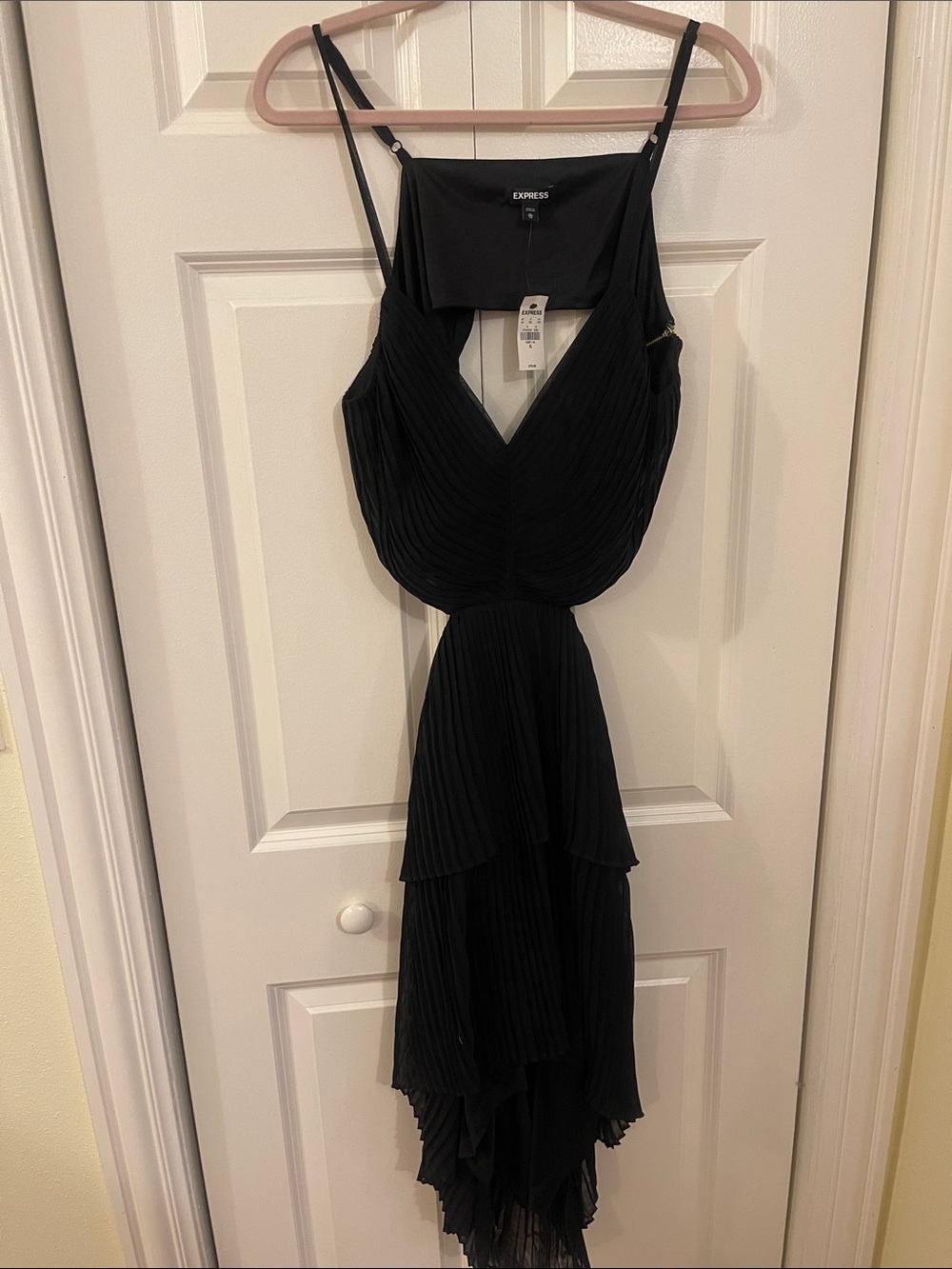 Express Black High-Low Pleated V-Neck Dress